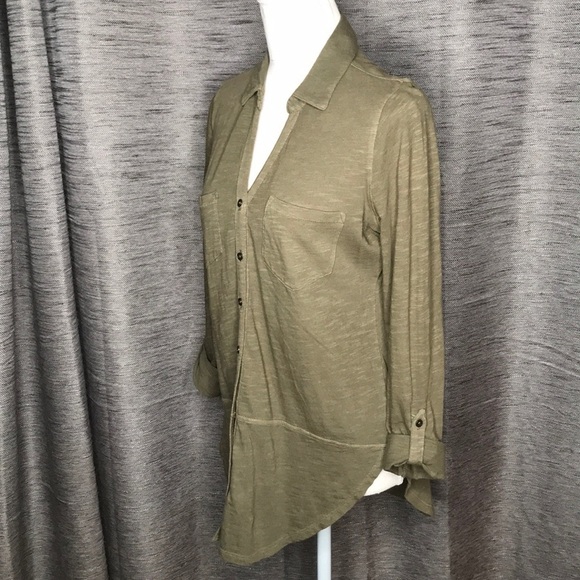 SONOMA GREEN SMALL BUTTON FRONT top - Picture 4 of 6